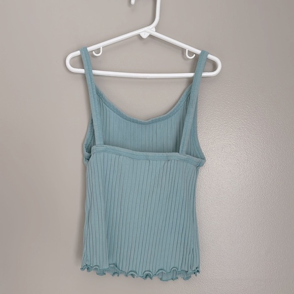 Set of 3- Old Navy Ribbed Knit Tank Tops - Picture 10 of 10